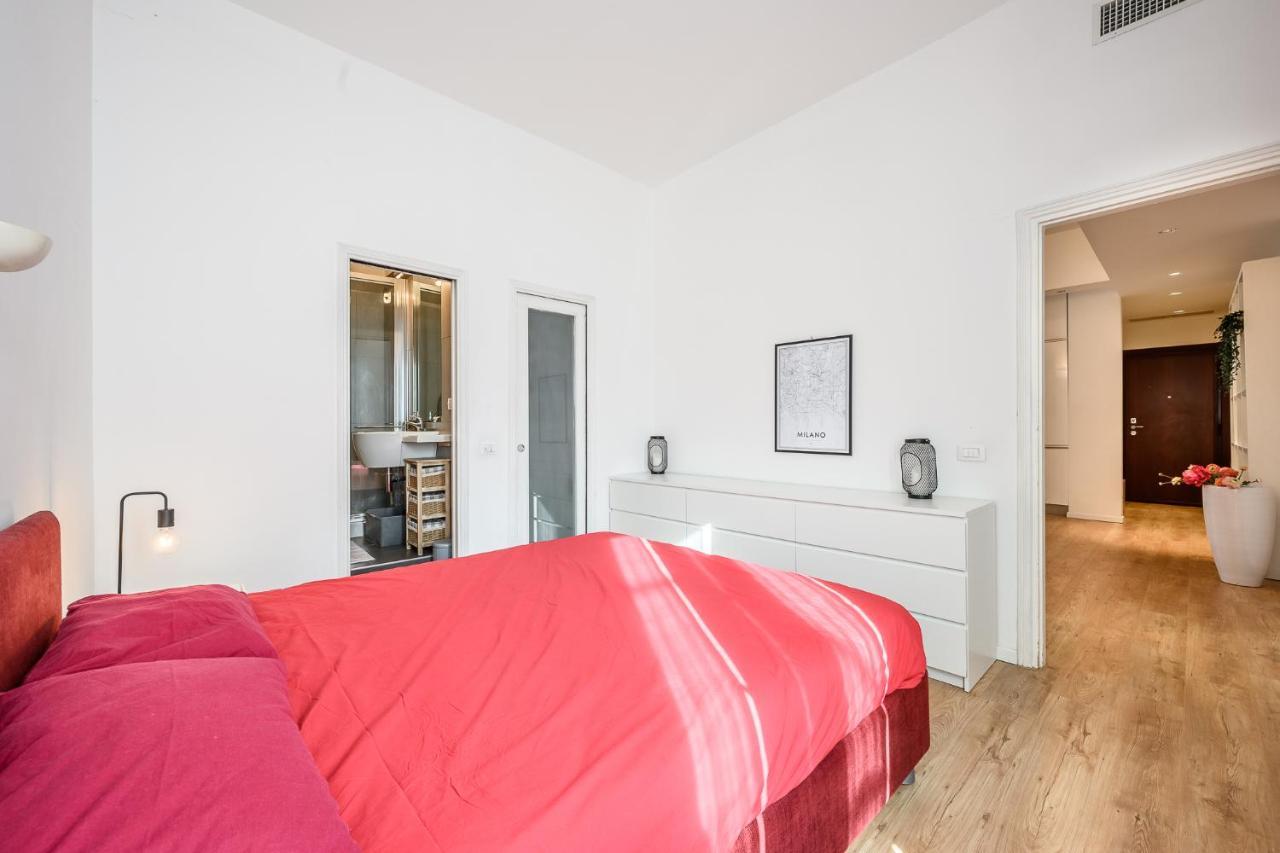 The Lantern Flat - Darsena Area Apartment Milan Bagian luar foto