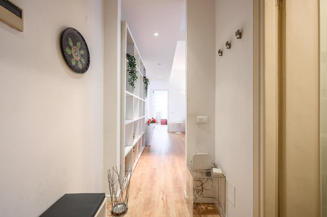 The Lantern Flat - Darsena Area Apartment Milan Bagian luar foto