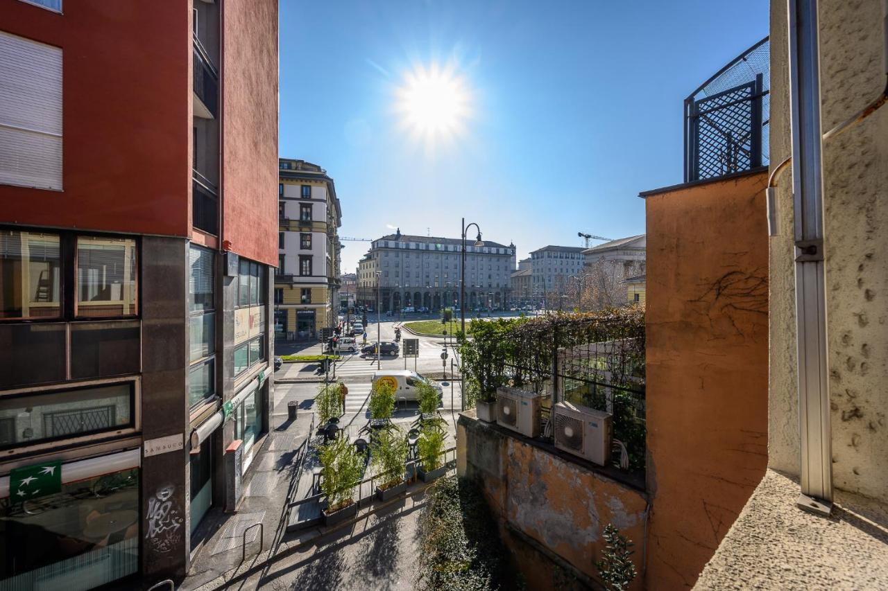 The Lantern Flat - Darsena Area Apartment Milan Bagian luar foto