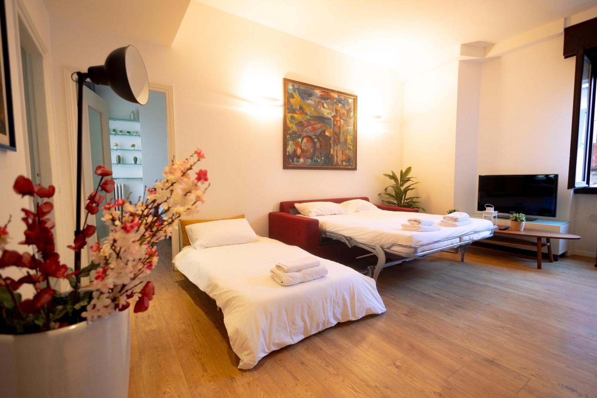 The Lantern Flat - Darsena Area Apartment Milan Bagian luar foto